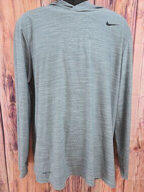 Nike Dri-Fit Mens Gray Lightweight Hoodie Large NWOT